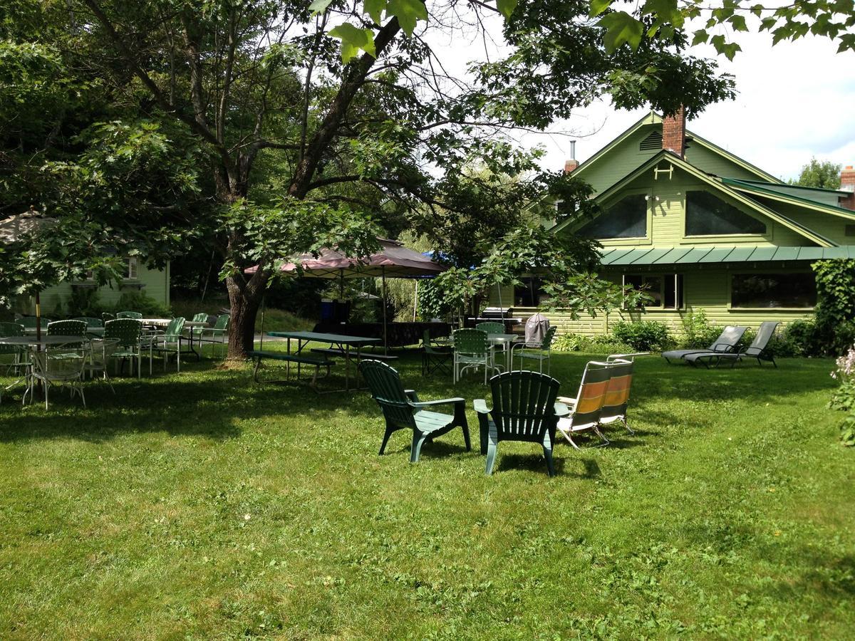 The Woods Lodge Northfield 외부 사진