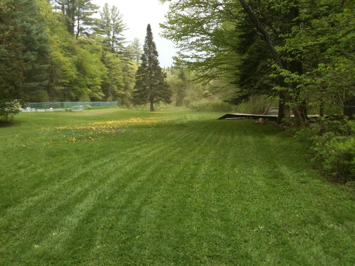 The Woods Lodge Northfield 외부 사진